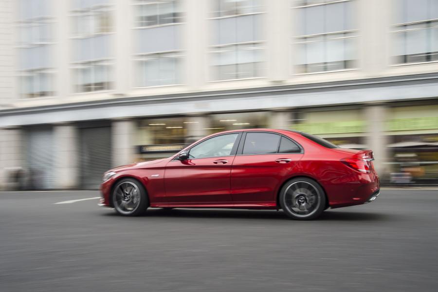  Mercedes-AMG C43 4Matic 2016 года  (UK) (фото 6 из 28)